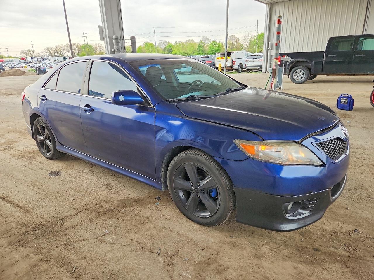 Toyota Camry Base