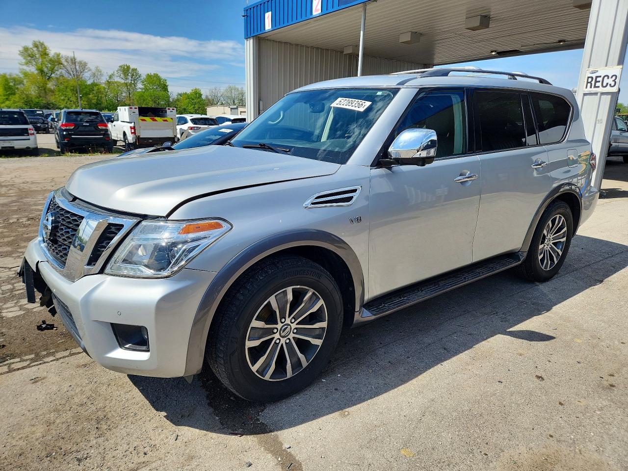 Salvage Nissan Armada Image