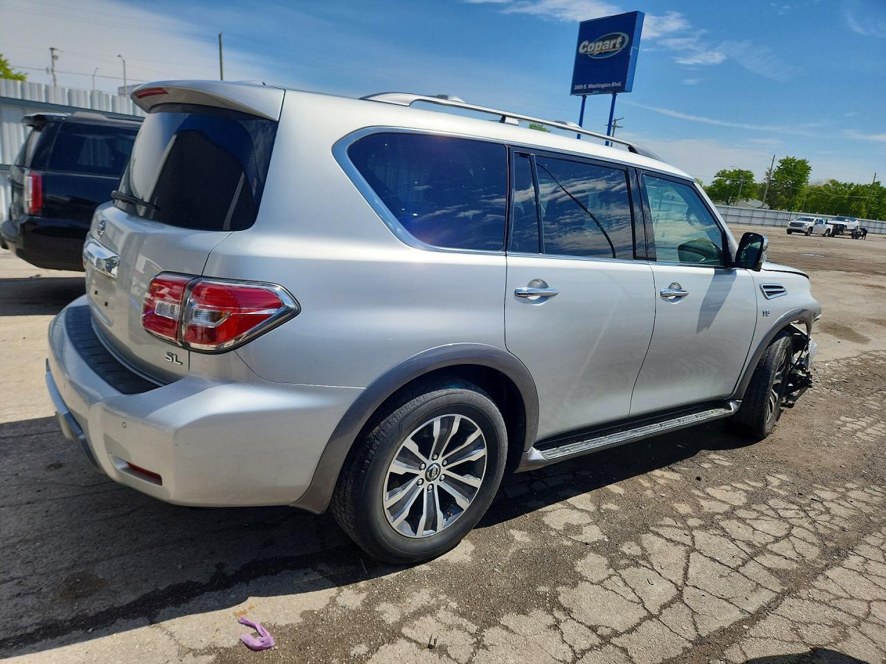Nissan Armada Sl