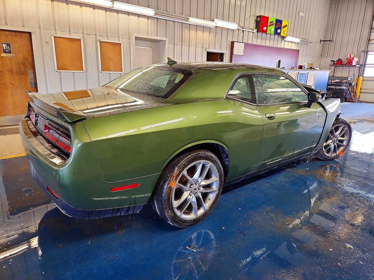 Dodge Challenger Srt 392