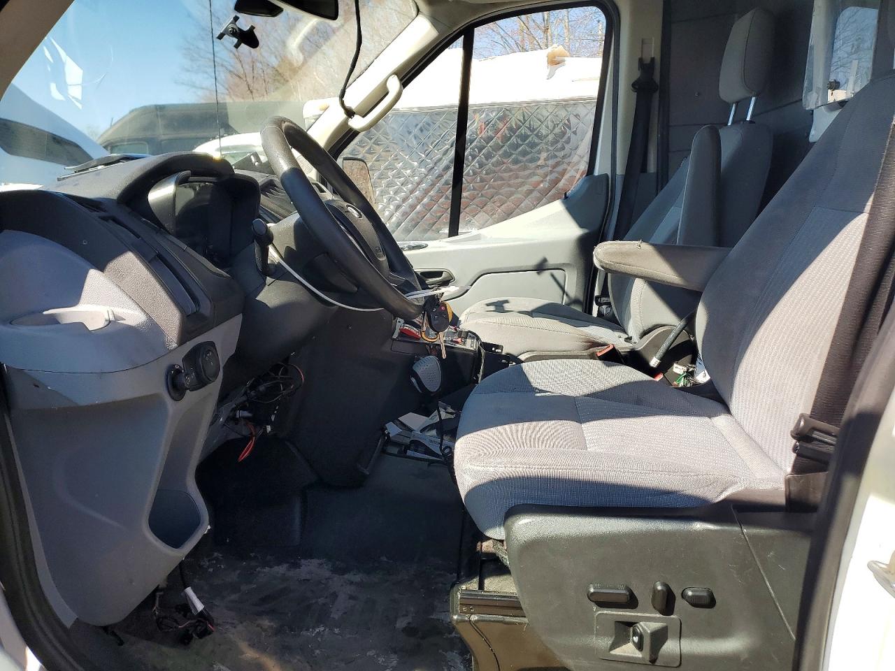 Ford Transit T-250