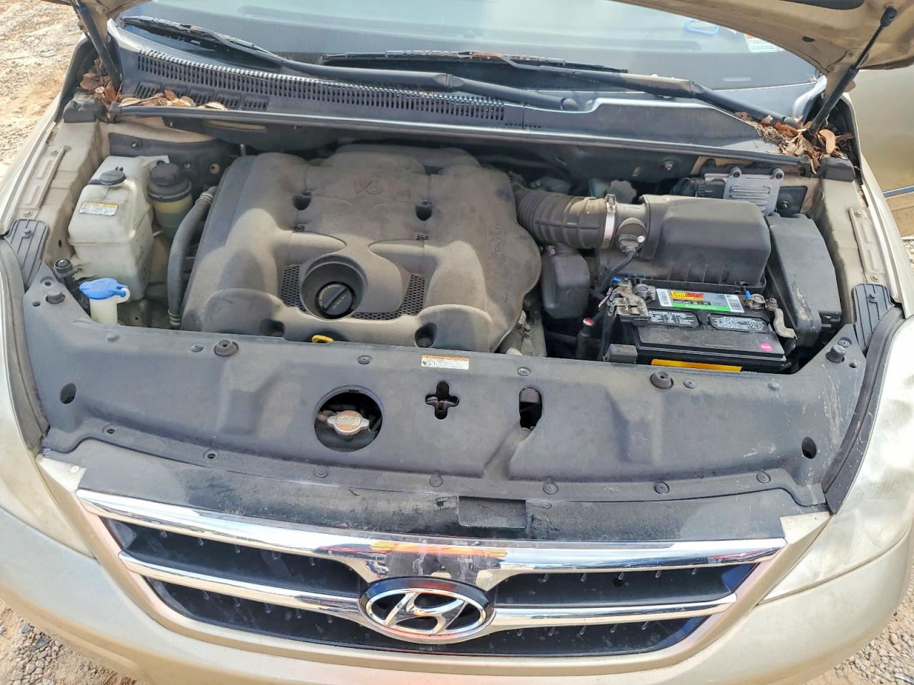 Hyundai Entourage Gls