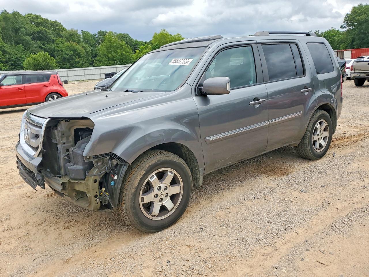 Salvage Honda Pilot Image