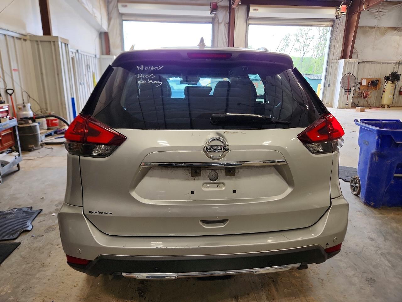 Nissan Rogue Sv