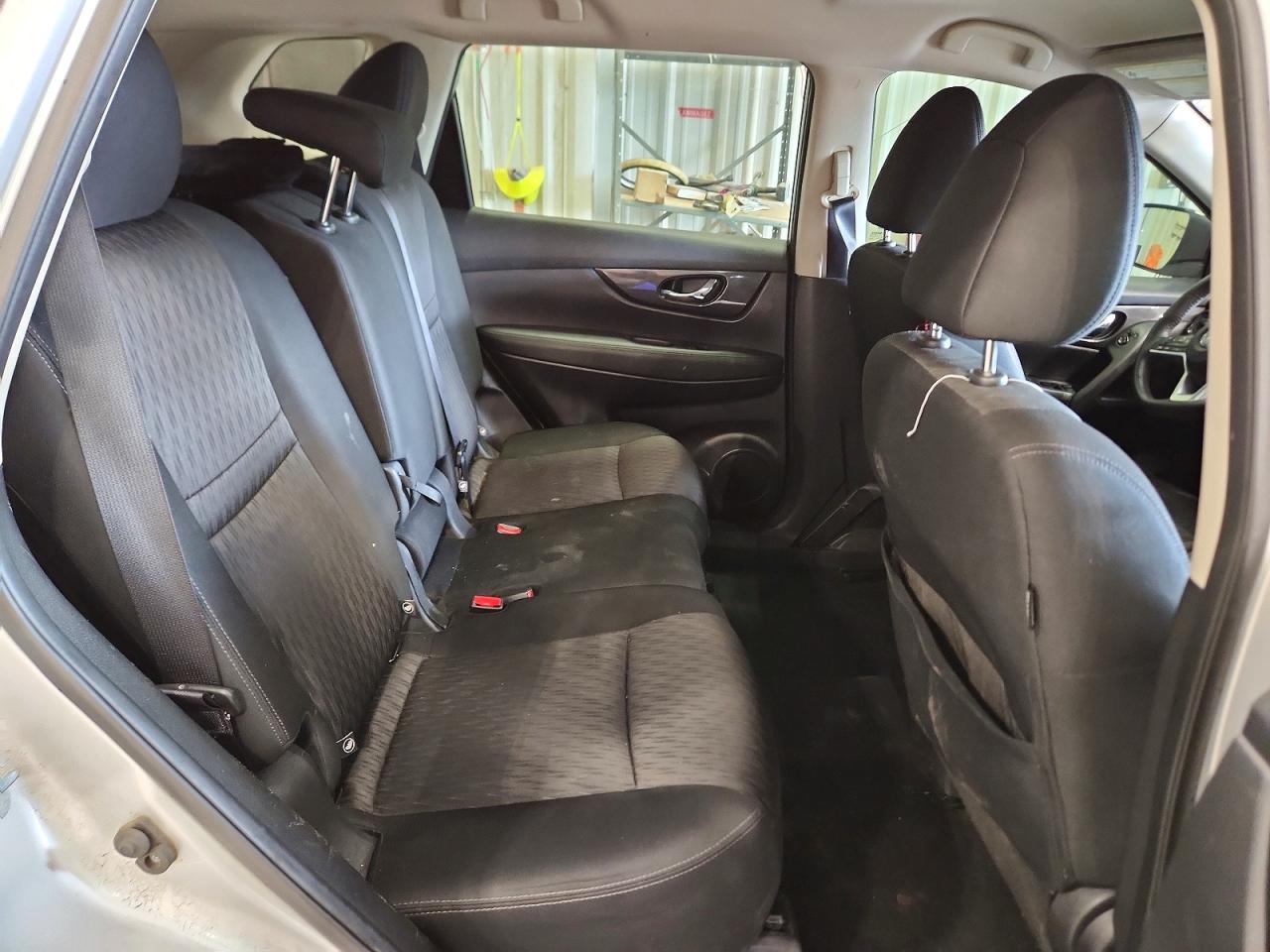 Nissan Rogue Sv