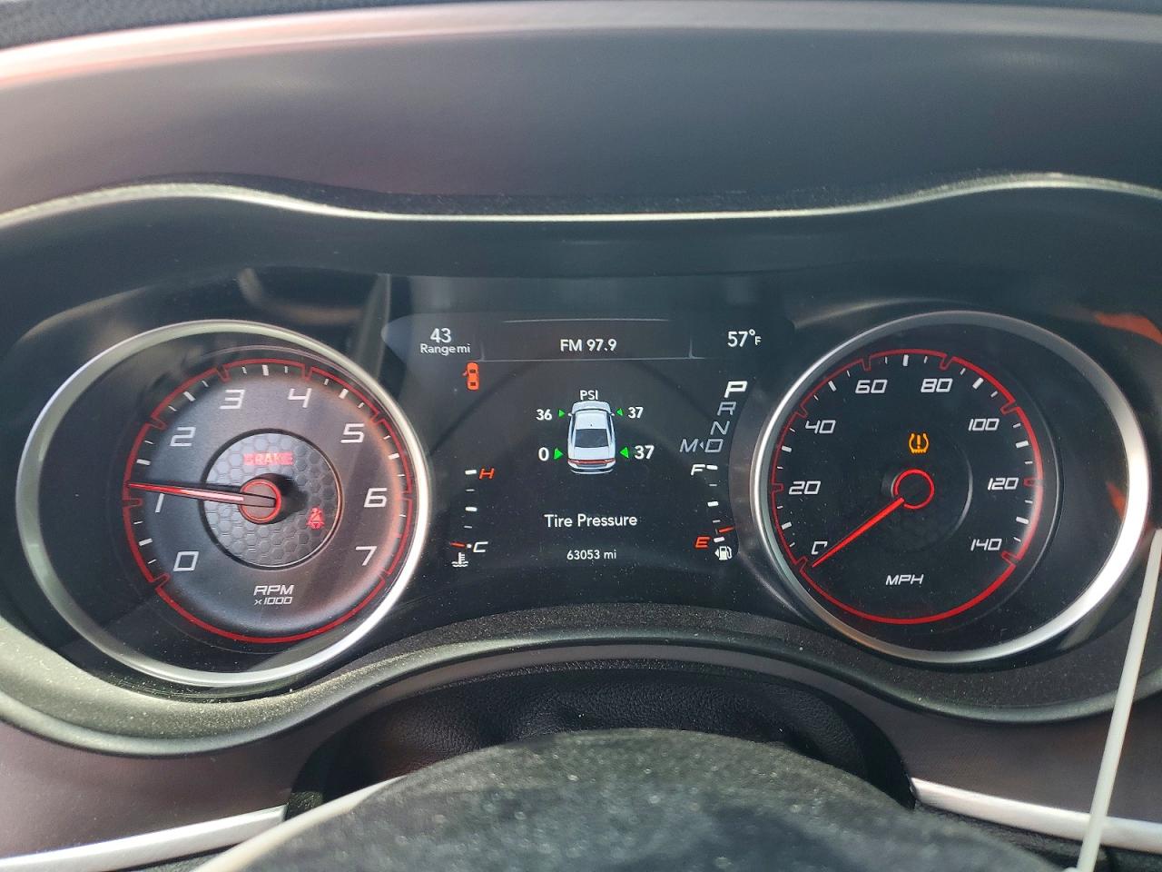 Dodge Charger Sxt