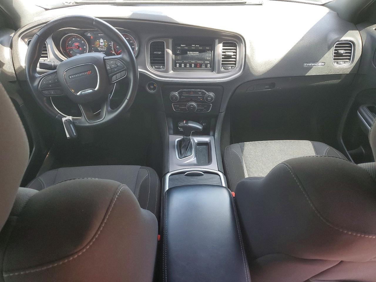 Dodge Charger Sxt