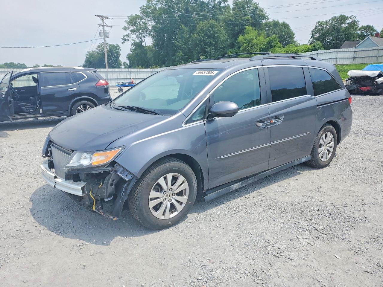 Salvage Honda Odyssey Image