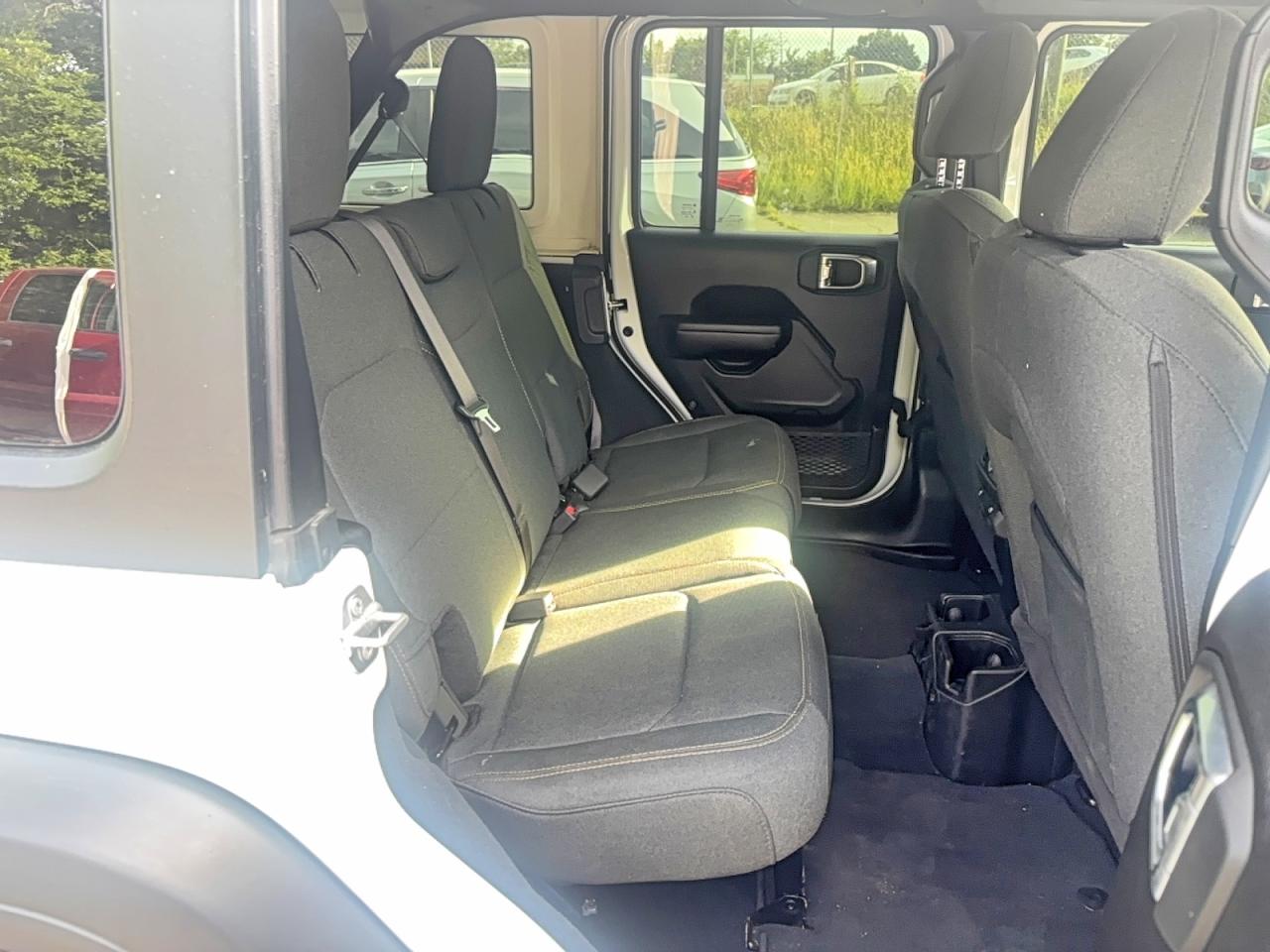 Jeep Wrangler Sport