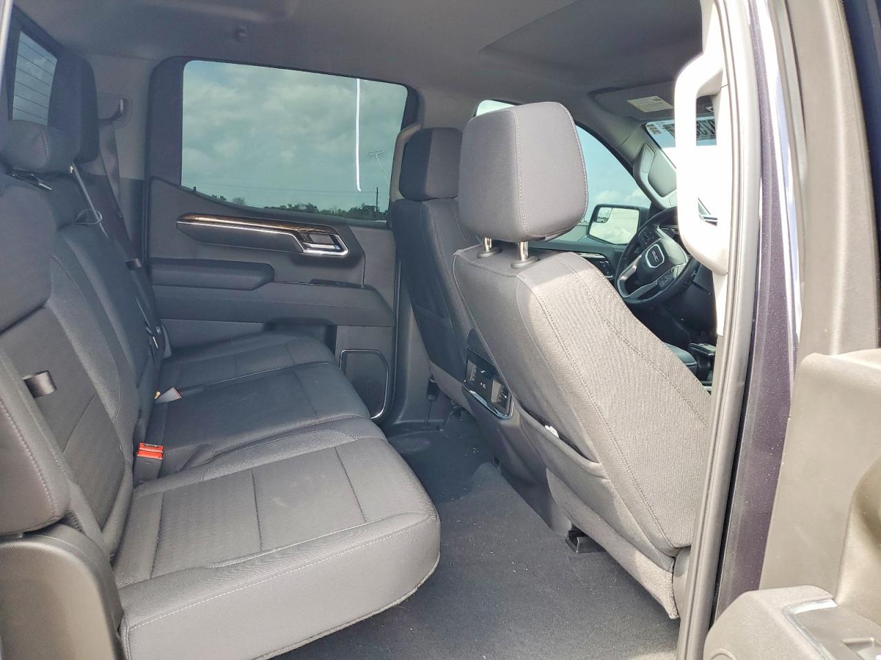 GMC Sierra C1500 Elevation