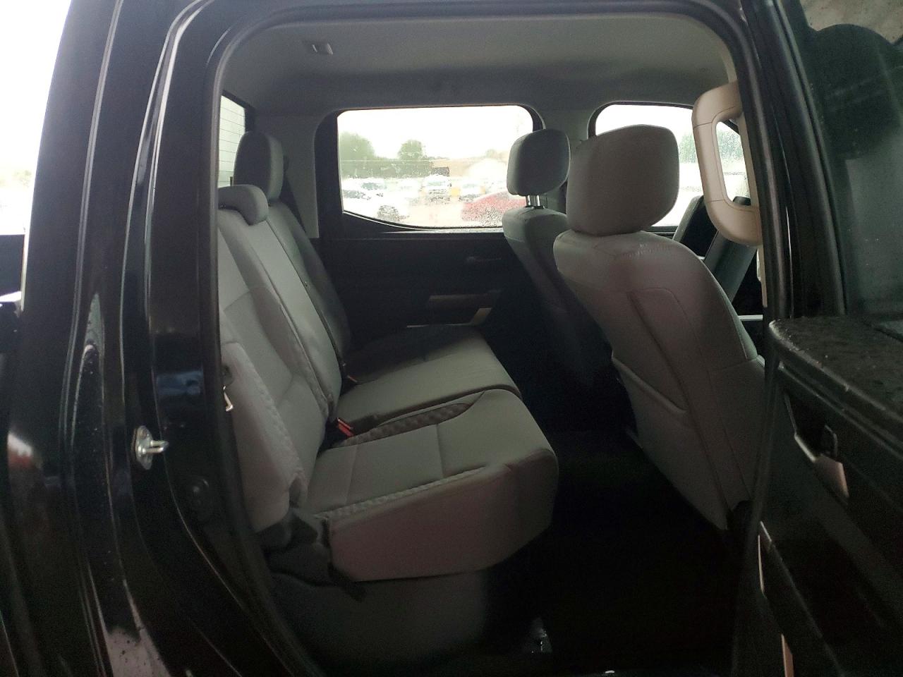 Toyota Tundra Sr5