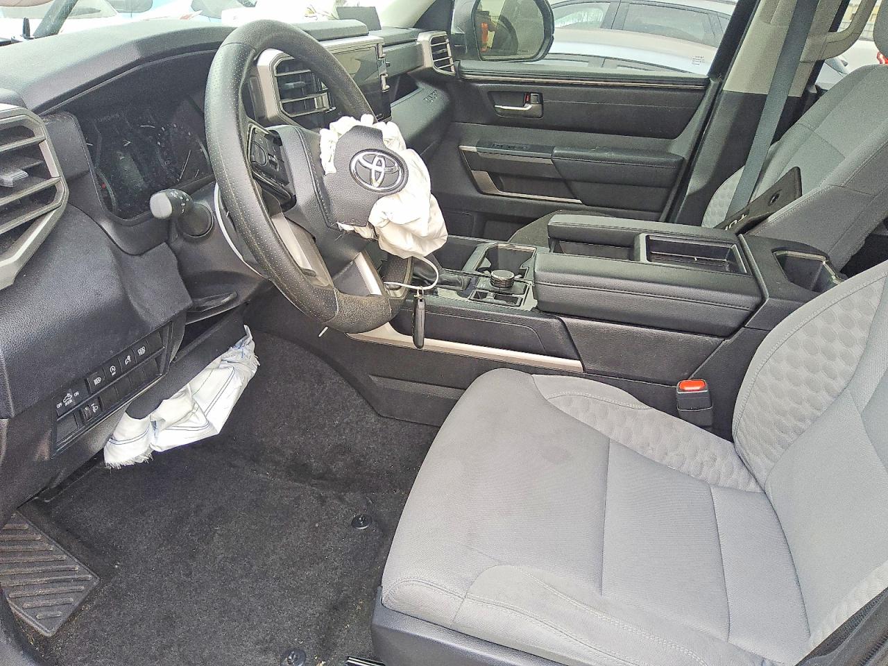 Toyota Tundra Sr5