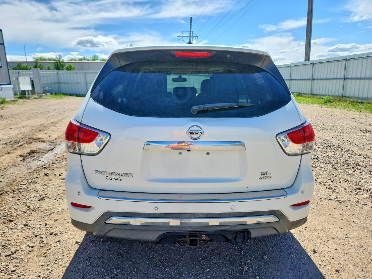 Nissan Pathfinder Sl