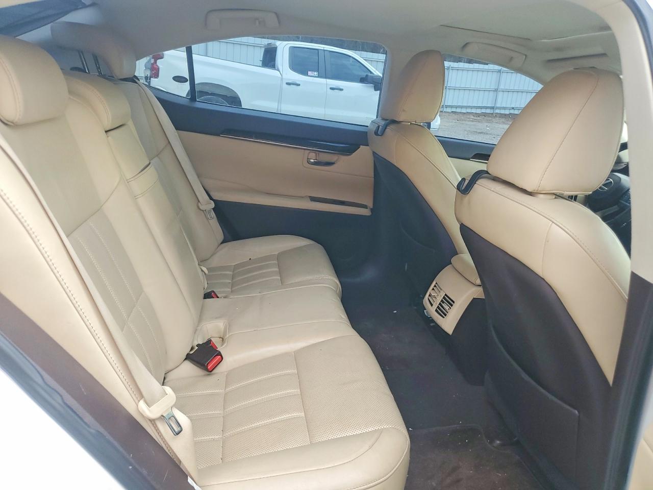 Lexus Es Base