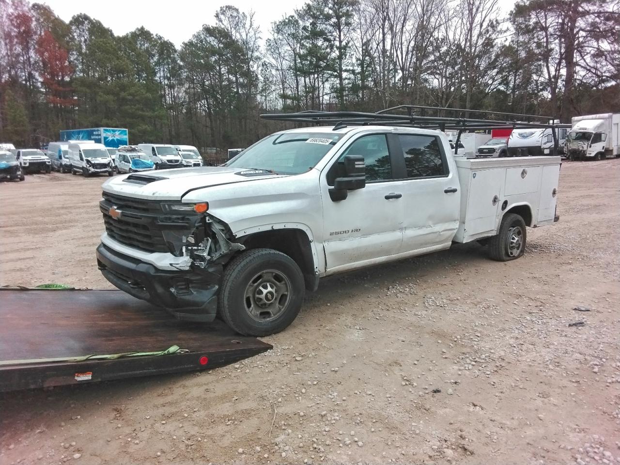 Salvage Chevrolet Silverado Image