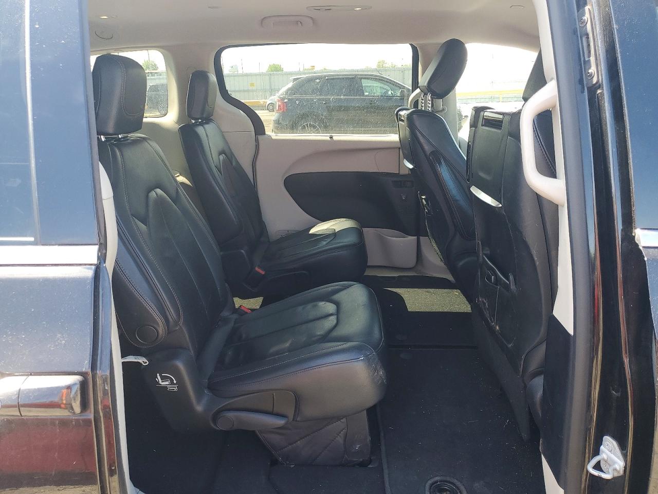 Chrysler Pacifica Touring L Plus