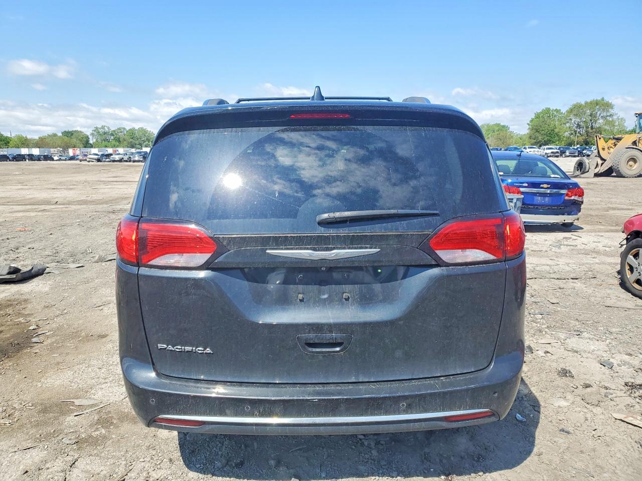 Chrysler Pacifica Touring L Plus