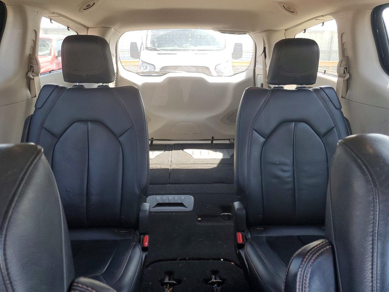 Chrysler Pacifica Touring L Plus