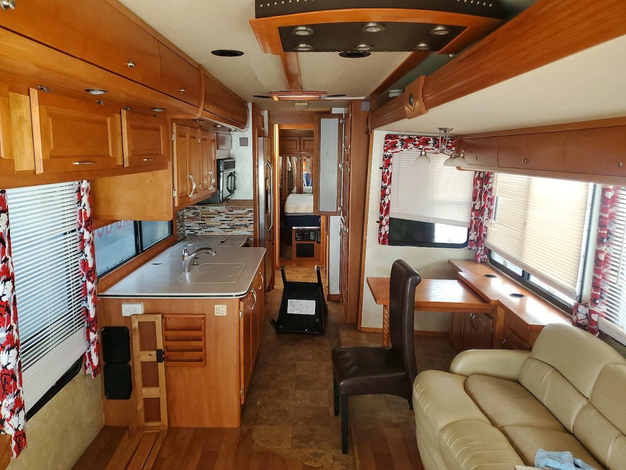 Freightliner Chassis X Line Motor Home