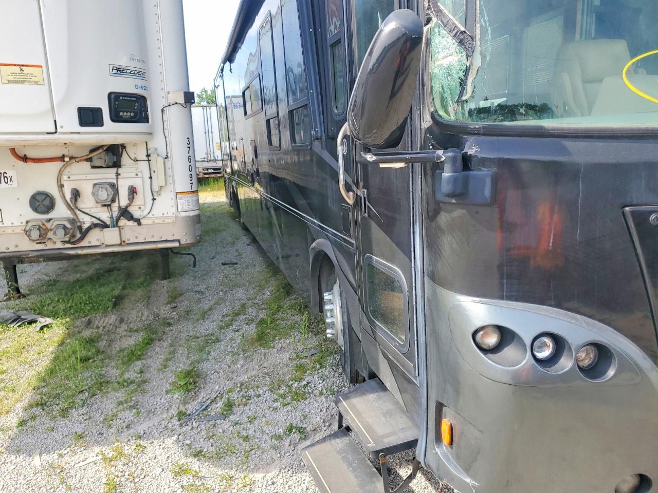 Freightliner Chassis X Line Motor Home