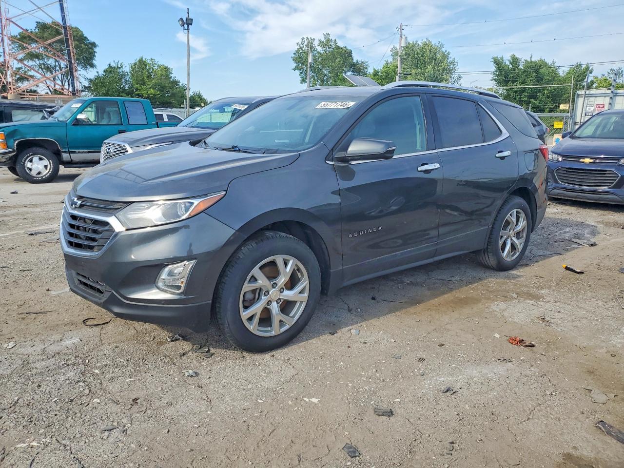 Salvage Chevrolet Equinox Image