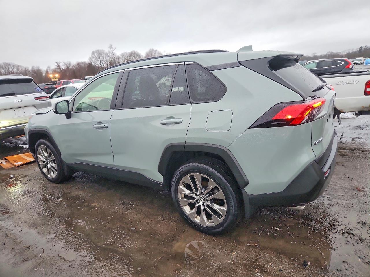 Toyota RAV4 Xle Premium