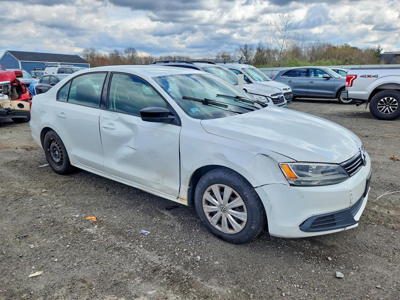 Volkswagen Jetta Base