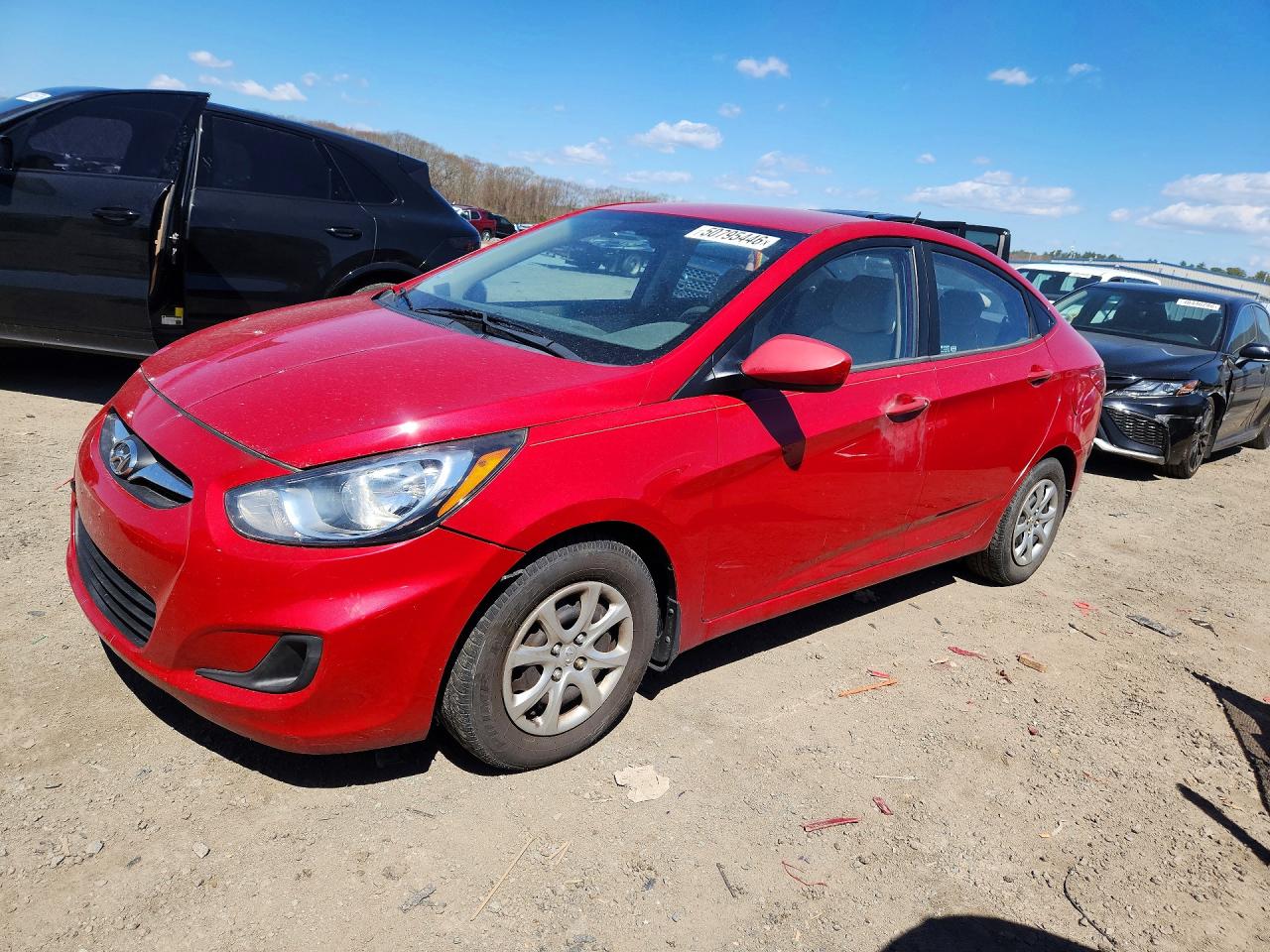 Salvage Hyundai ACCENT Image