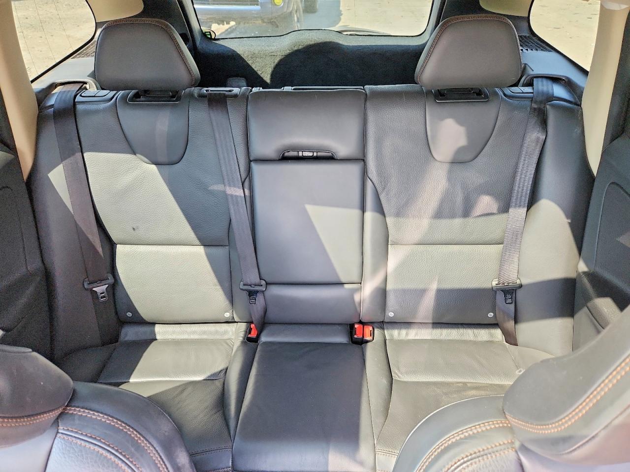 Volvo XC60 T6