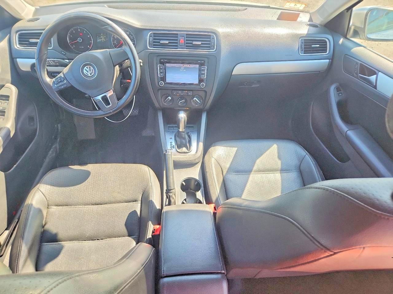 Volkswagen Jetta Se