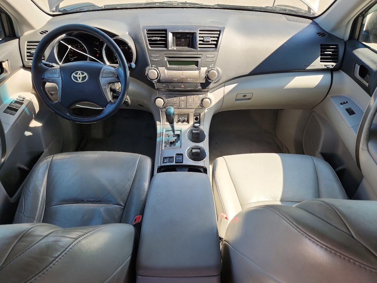 Toyota Highlander Se