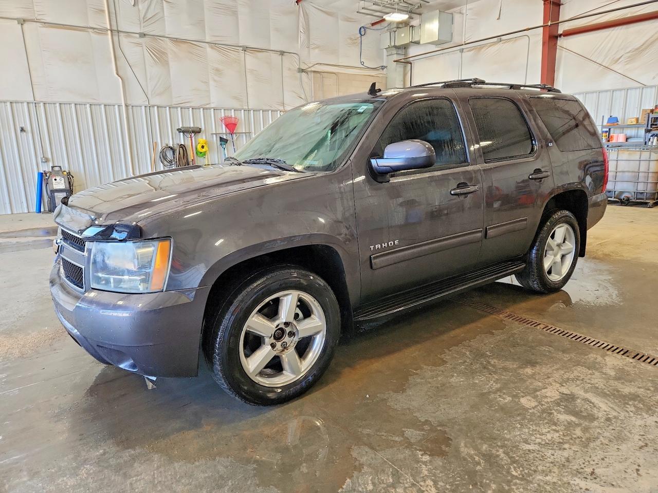 Salvage Chevrolet Tahoe Image