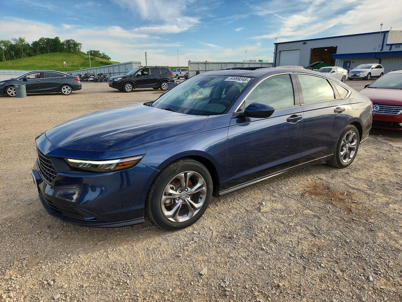 Salvage Honda Accord Image