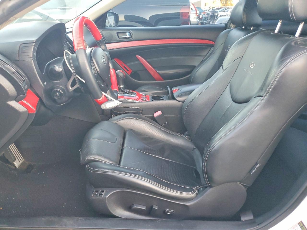 INFINITI G37 X