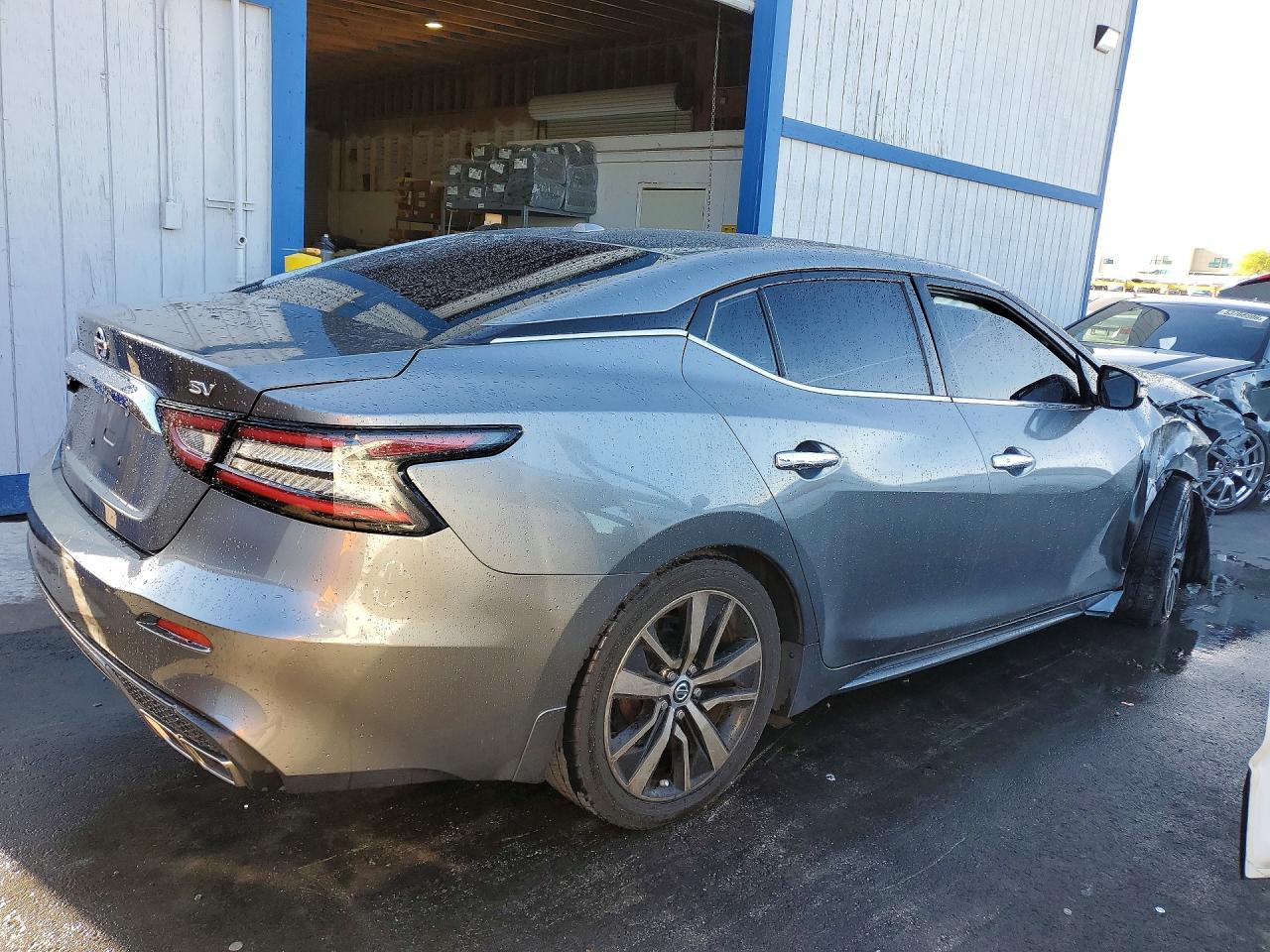 Nissan Maxima Sv