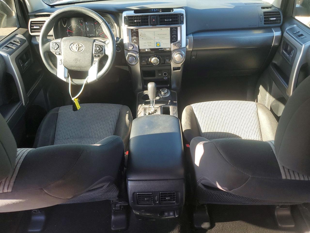 Toyota 4Runner Sr5