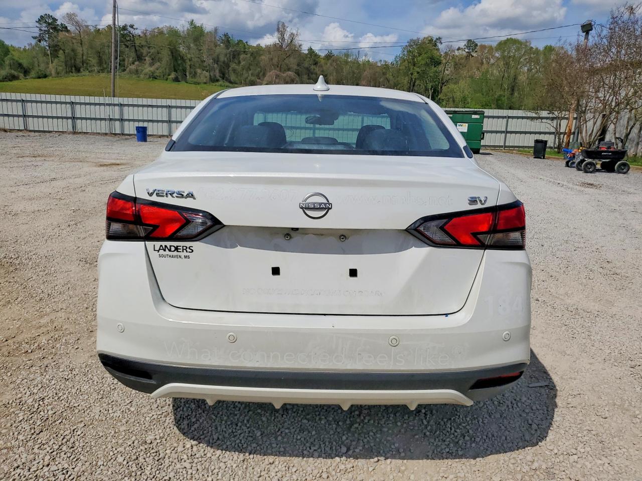 Nissan Versa Sv