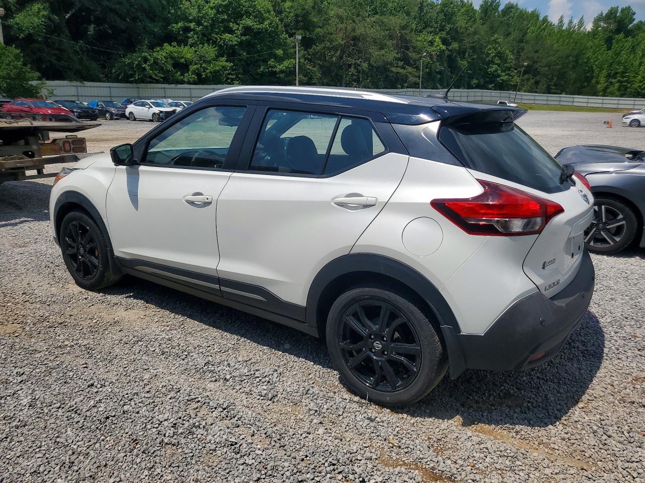 Nissan Kicks Sr