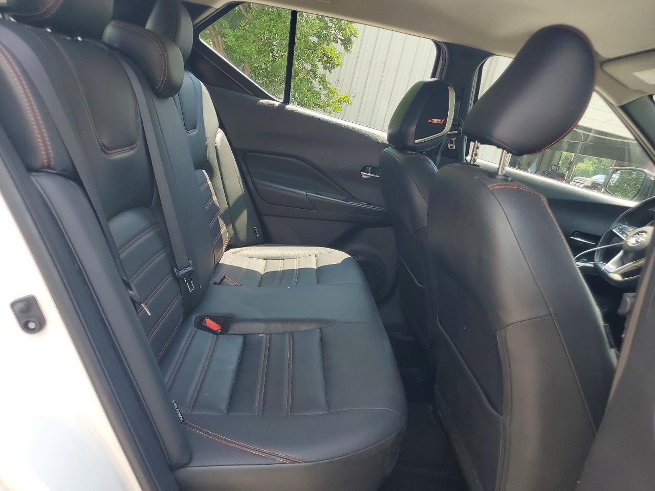 Nissan Kicks Sr