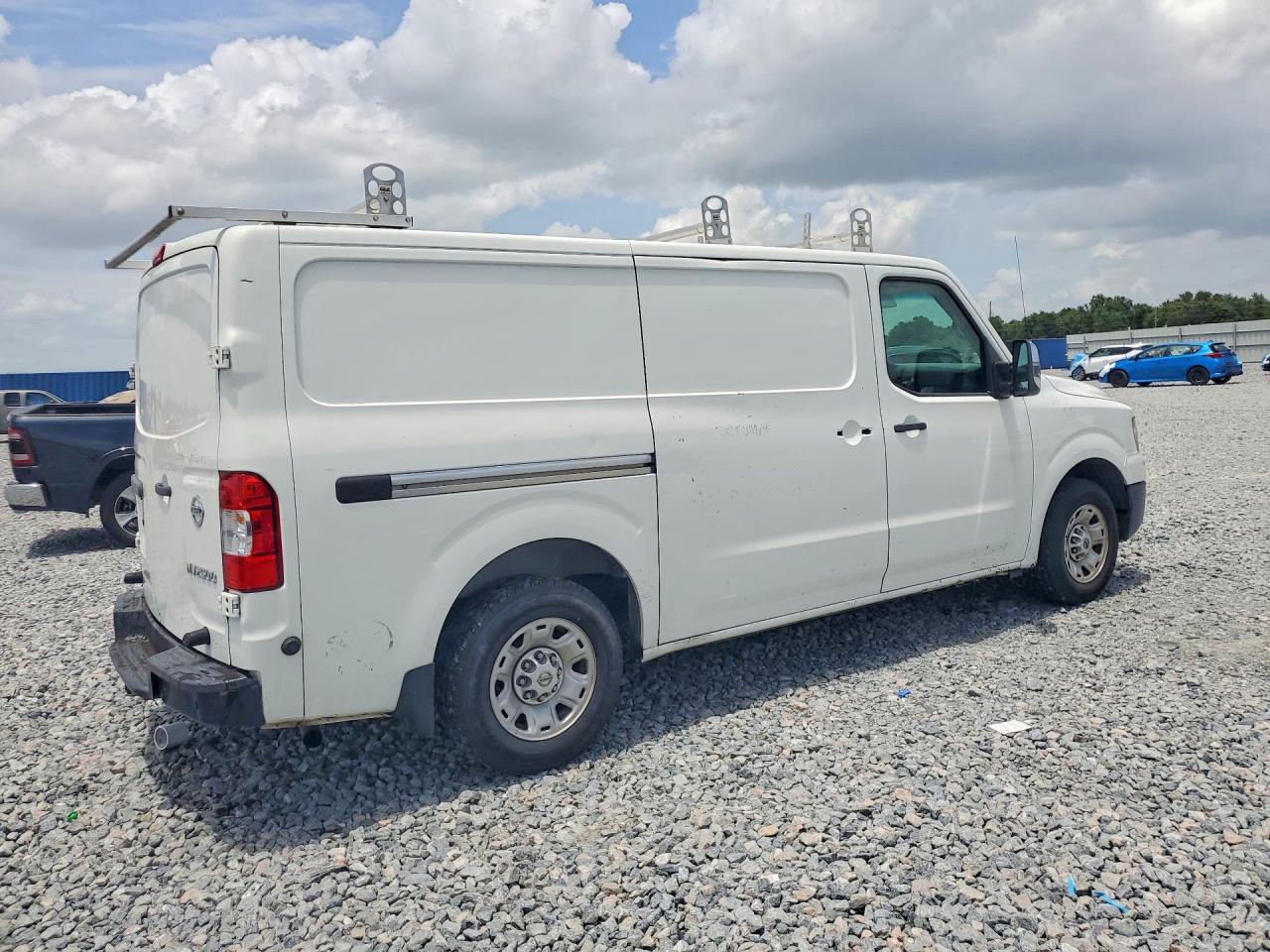 Nissan Nv 2500 Hd Sv
