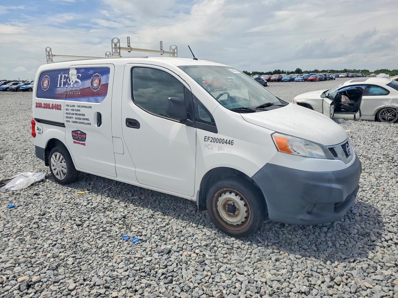 Nissan Nv S