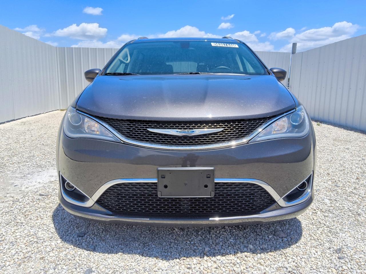Chrysler Pacifica Touring L