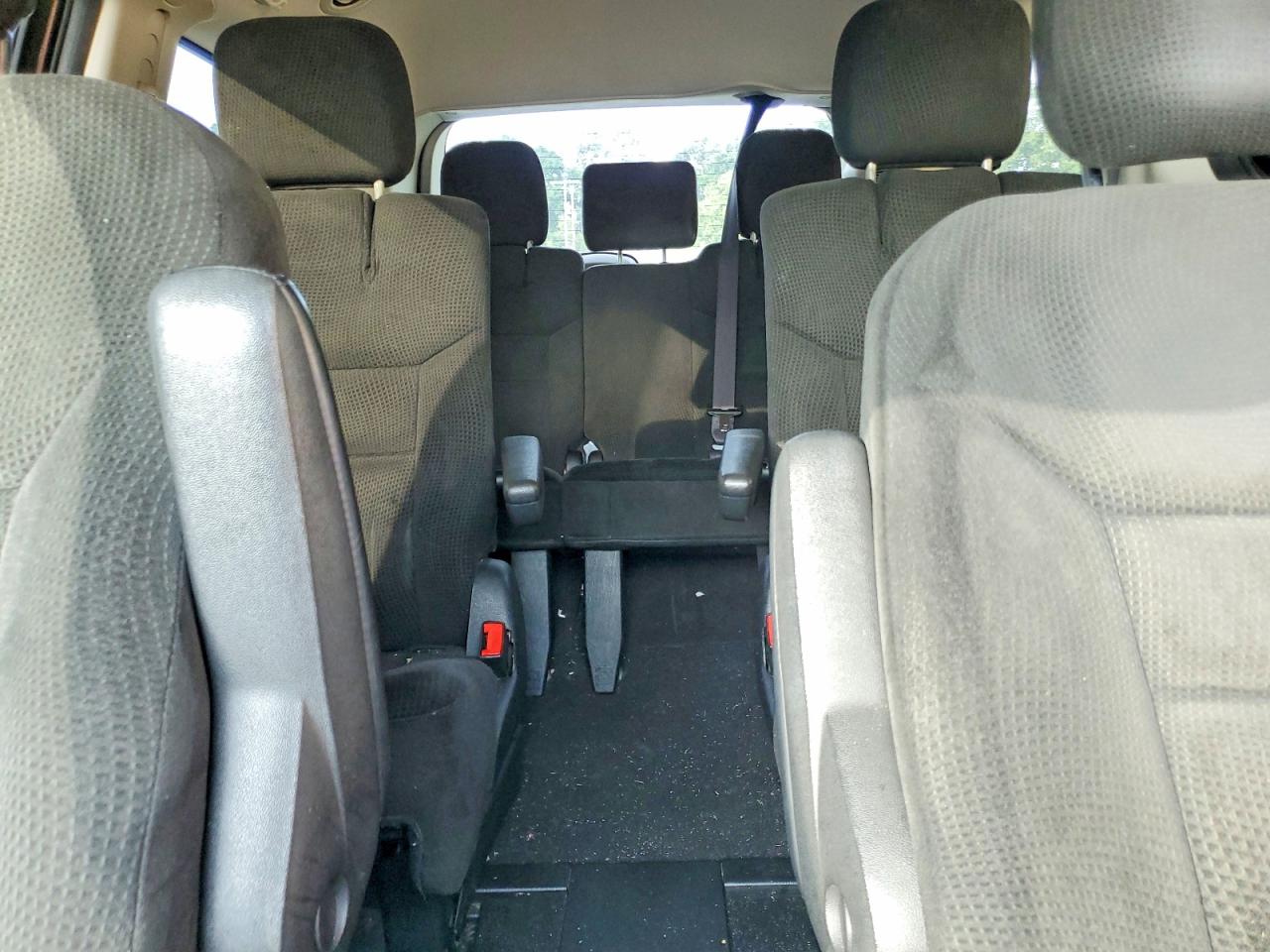 Dodge Caravan Sxt
