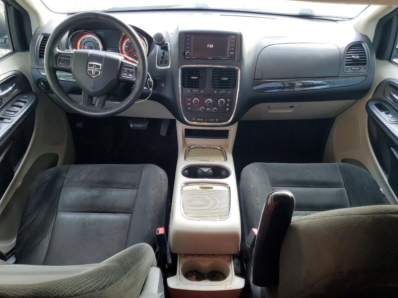 Dodge Caravan Sxt