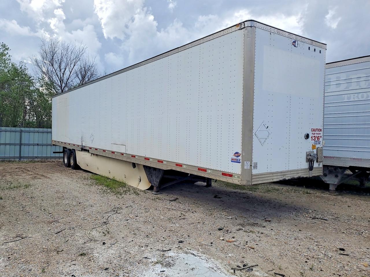 Salvage Semi Other Image