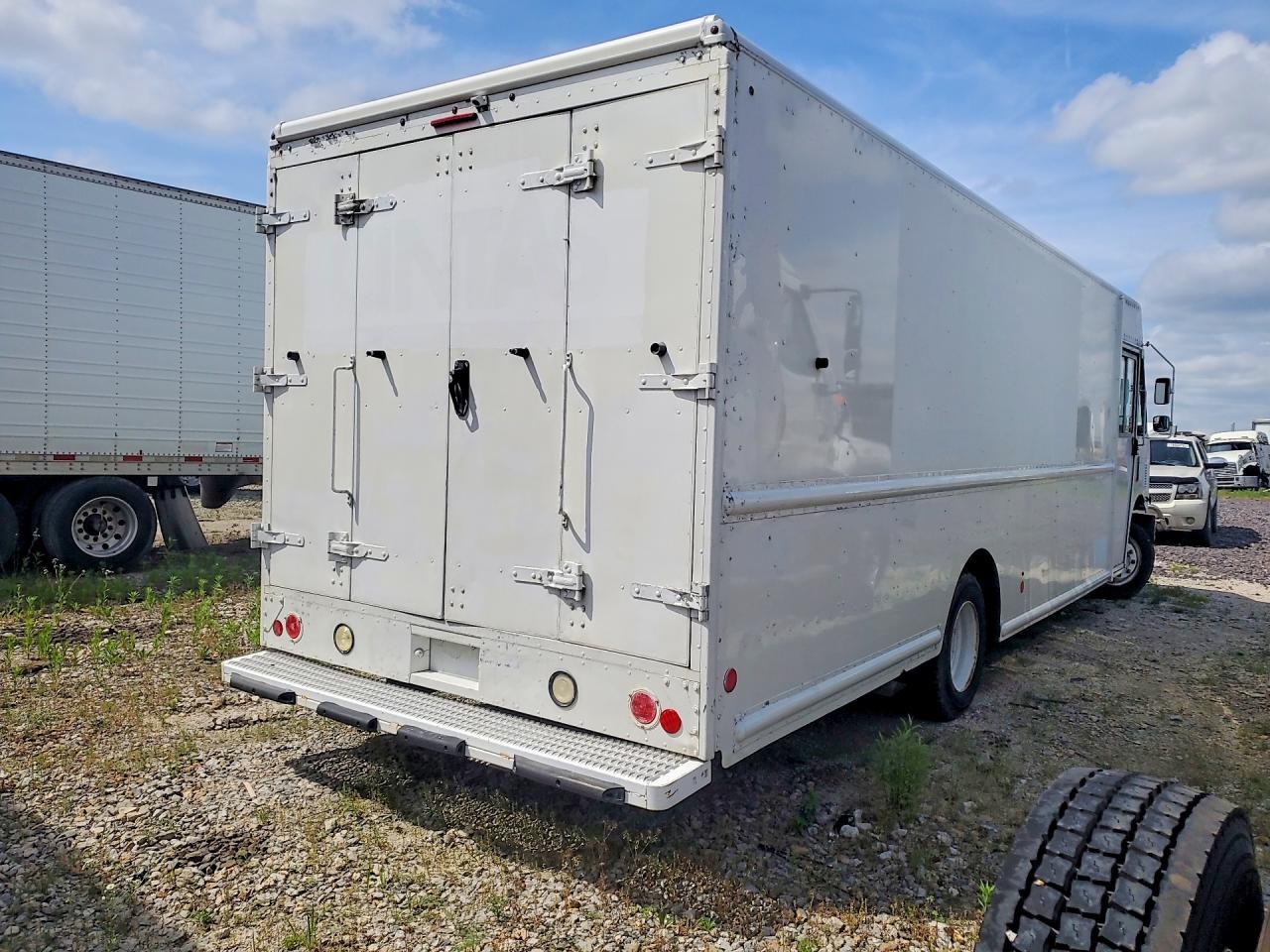 Freightliner Mt55g