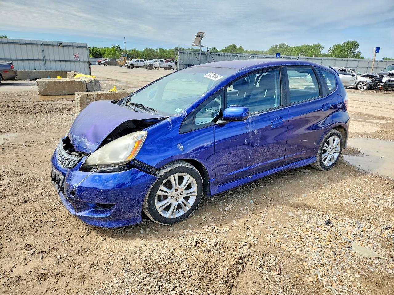 Salvage Honda Fit Image