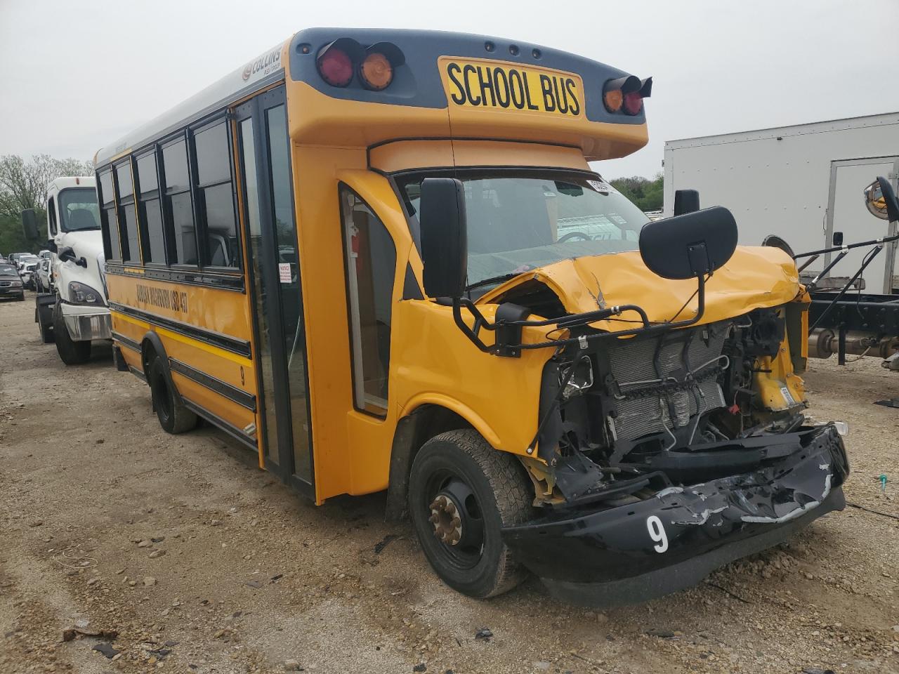 Salvage Chevrolet Express Image