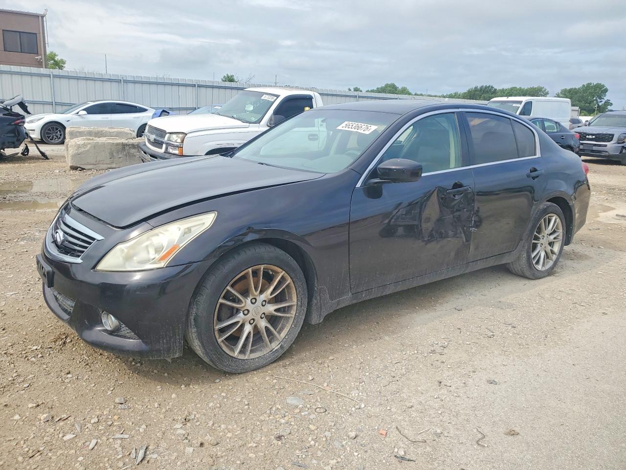 Salvage INFINITI G37 Image