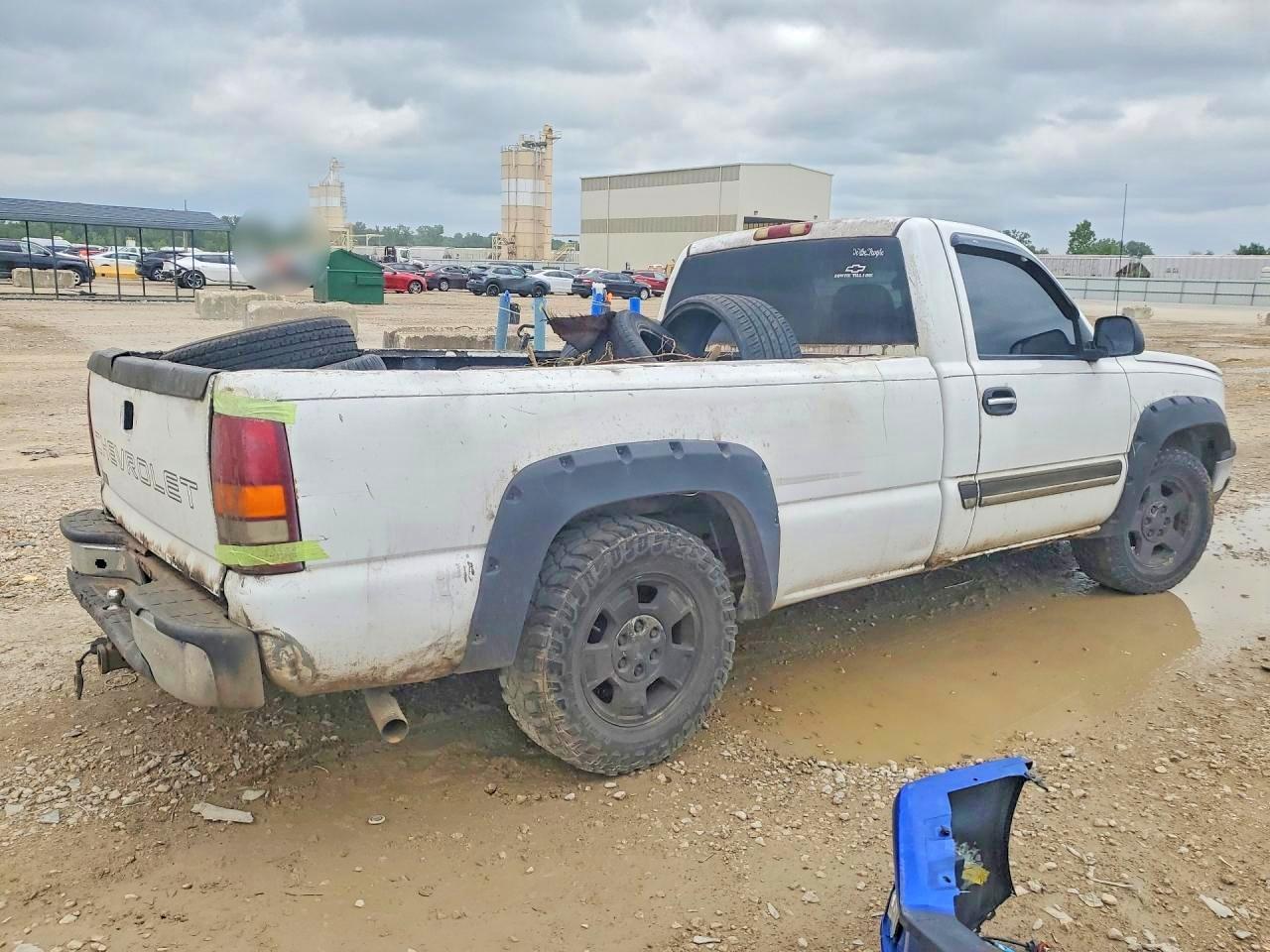 Chevrolet Silverado C1500